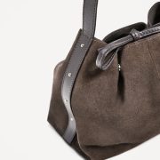 MINI STUDDED LEATHER BUCKET BAG - Image 4